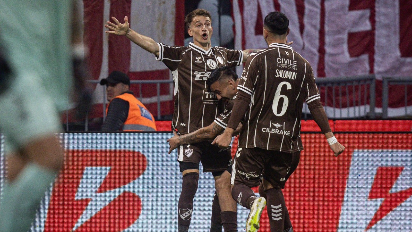 Platense campeón: el Calamar hizo historia y conquistó su primer título en el fútbol argentino